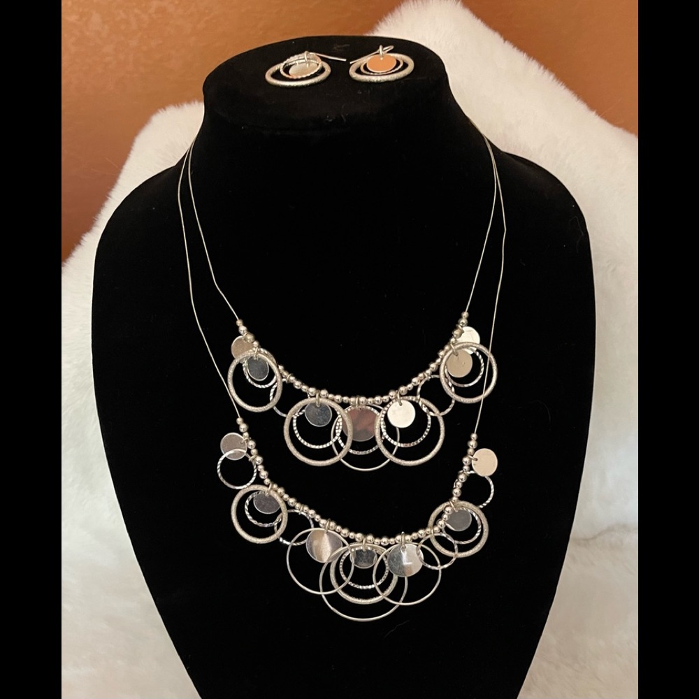 Boho Feel Silver Color Statement Necklace & Earrings with Discs and Circles